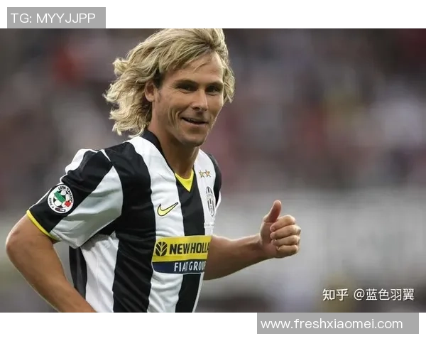 古代足球明星小鸡图片揭秘那些年他们的精彩瞬间与传奇故事