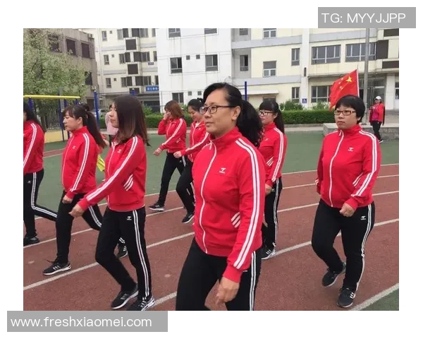 足球明星专用止汗喷雾助力运动表现让你在赛场上保持清爽自信